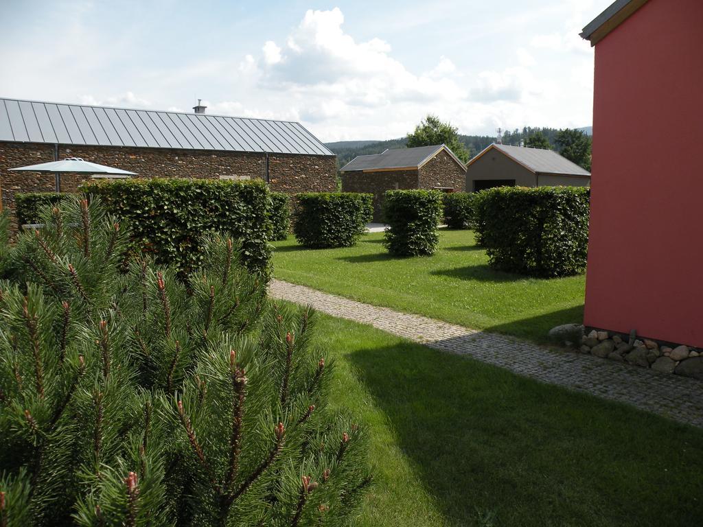 Gospodarstwo Agroturystyczne-Pensjonat Sad Podgorzyn Luaran gambar