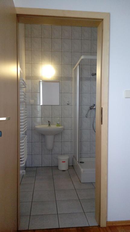 Gospodarstwo Agroturystyczne-Pensjonat Sad Podgorzyn Luaran gambar