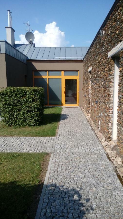 Gospodarstwo Agroturystyczne-Pensjonat Sad Podgorzyn Luaran gambar